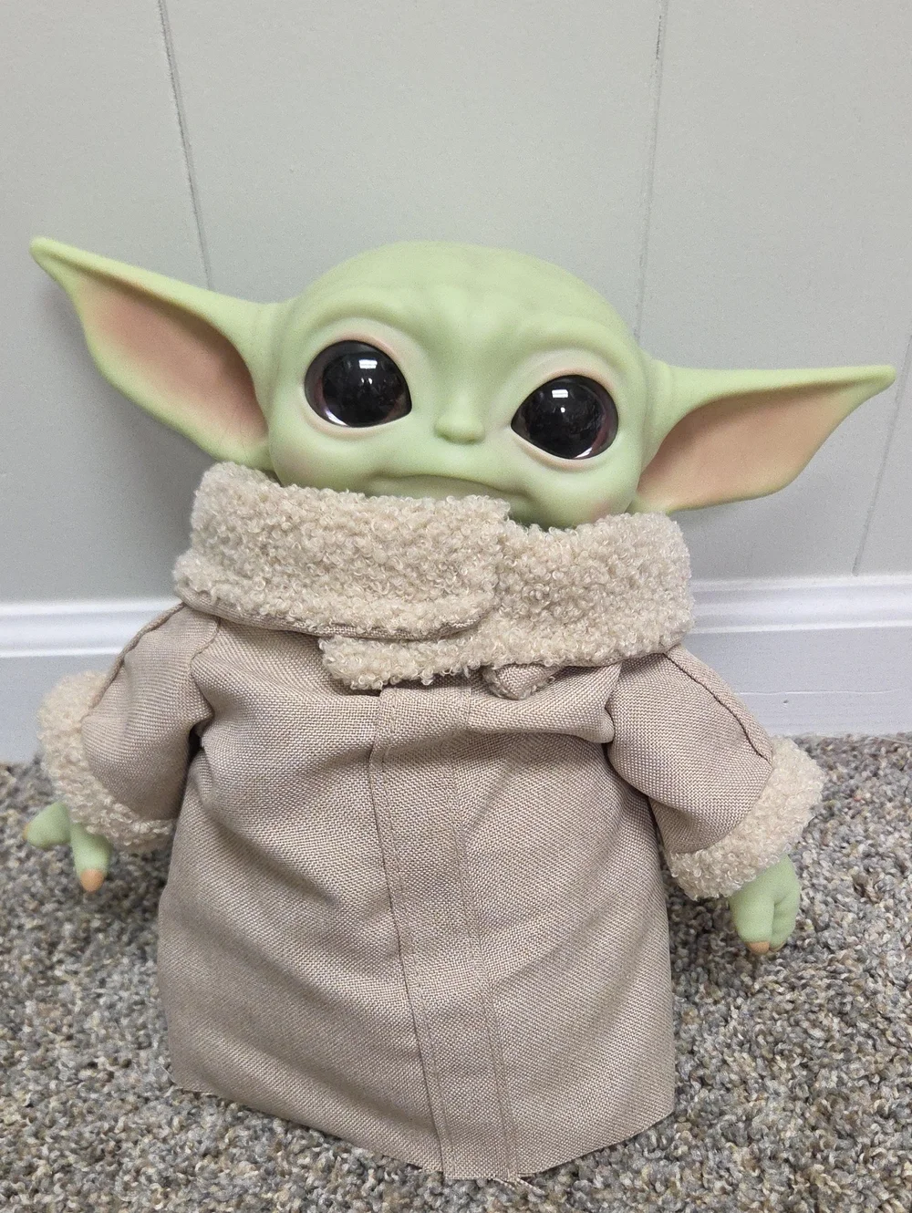 Star Wars Green Grogu Plush with Beige Coat Mandalorian 11